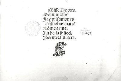 Pagina del titolo di una messa pubblica eseguita a Venezia stampata da Ottaviano Petrucci (1466-1539) 1505 da Marbriano de Orto